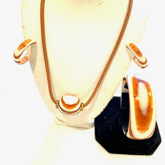 Jewelry - Diane Von Furstenberg vintage complete Parure